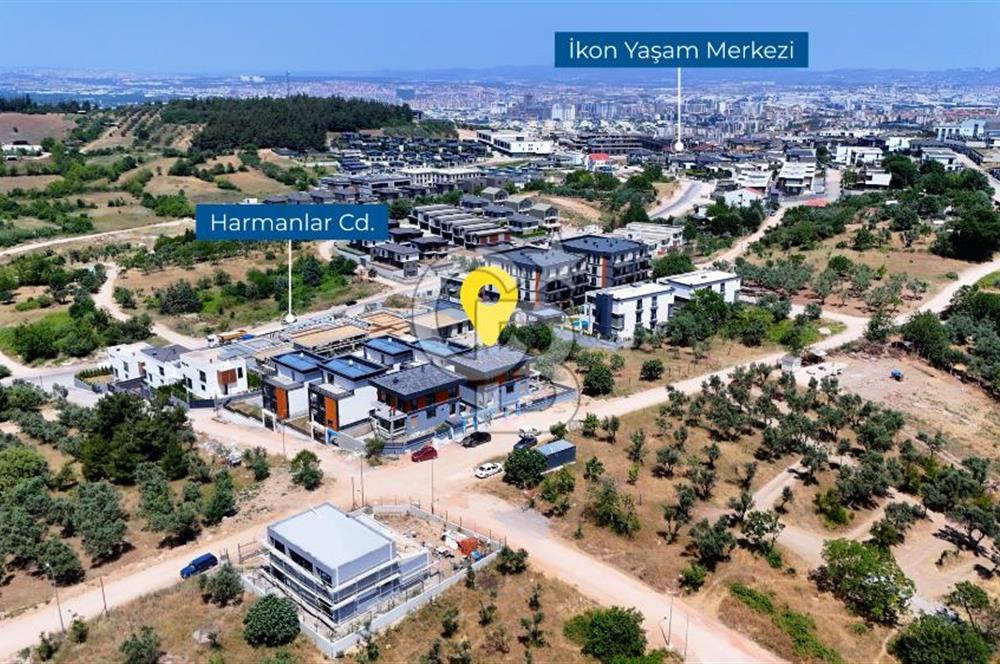 GÜMÜŞTEPEDE MANZARALI MÜSTAKİL HAVUZLU VİLLA