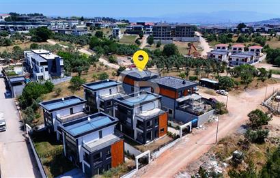 GÜMÜŞTEPEDE MANZARALI MÜSTAKİL HAVUZLU VİLLA