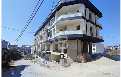 SATILIK ARNAVUTKÖY TAŞOLUK METRO DURAĞINA YAKIN SIFIR 2+1 DAİRE