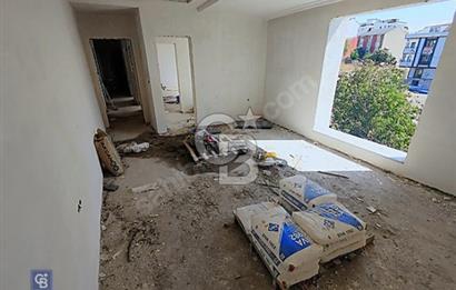 SATILIK ARNAVUTKÖY TAŞOLUK METRO DURAĞINA YAKIN SIFIR 2+1 DAİRE