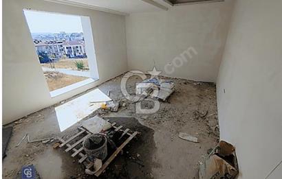 SATILIK ARNAVUTKÖY TAŞOLUK METRO DURAĞINA YAKIN SIFIR 2+1 DAİRE