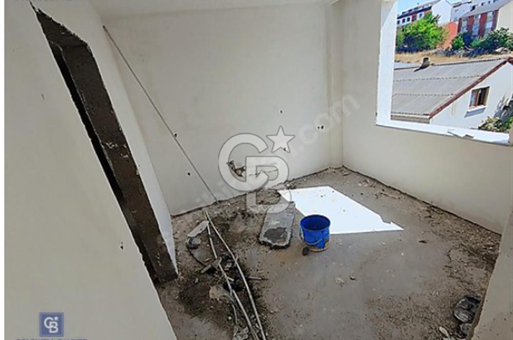 SATILIK ARNAVUTKÖY TAŞOLUK METRO DURAĞINA YAKIN SIFIR 2+1 DAİRE