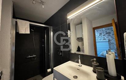 AYVALIK KÜÇÜKKÖYDE HAZIR GELİRLİ AIRBNB İŞLETMELİ KOMPLE MÜLK