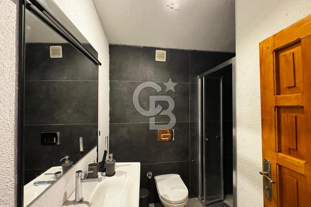 AYVALIK KÜÇÜKKÖYDE HAZIR GELİRLİ AIRBNB İŞLETMELİ KOMPLE MÜLK