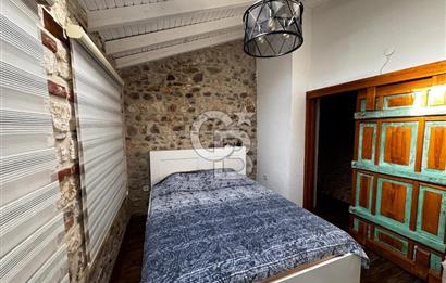 AYVALIK KÜÇÜKKÖYDE HAZIR GELİRLİ AIRBNB İŞLETMELİ KOMPLE MÜLK