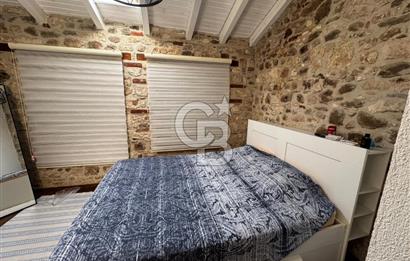 AYVALIK KÜÇÜKKÖYDE HAZIR GELİRLİ AIRBNB İŞLETMELİ KOMPLE MÜLK