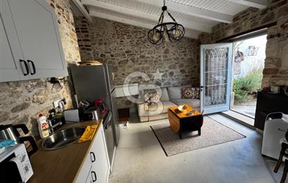 AYVALIK KÜÇÜKKÖYDE HAZIR GELİRLİ AIRBNB İŞLETMELİ KOMPLE MÜLK