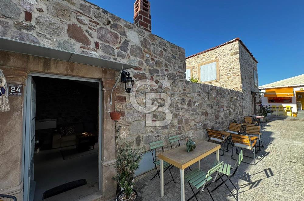 AYVALIK KÜÇÜKKÖYDE HAZIR GELİRLİ AIRBNB İŞLETMELİ KOMPLE MÜLK