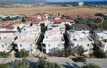 Ayvalık Sarımsaklıda Satılık Deniz Manzaralı 3+1 Villa