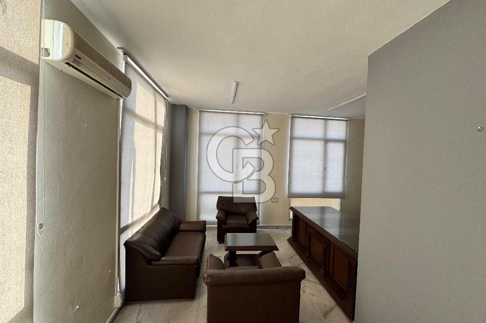 Çiğli Anadolu Caddesi Üzeri Eşyalı Kiralık Ofis