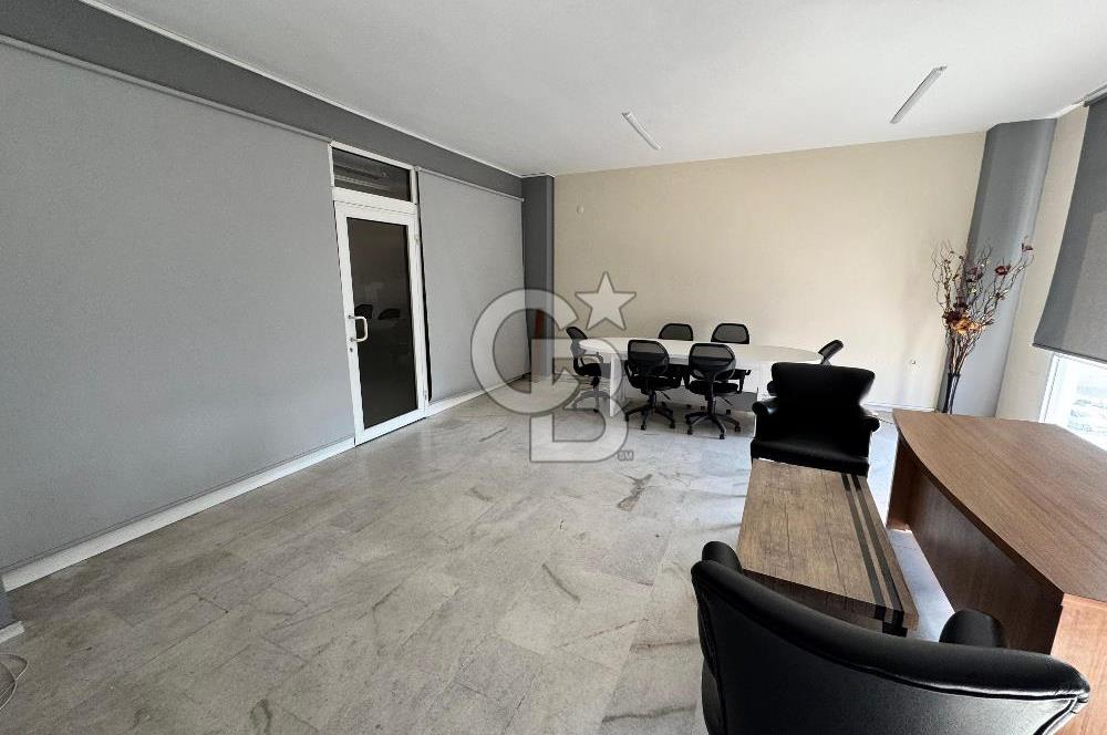 Çiğli Anadolu Caddesi Üzeri Eşyalı Kiralık Ofis