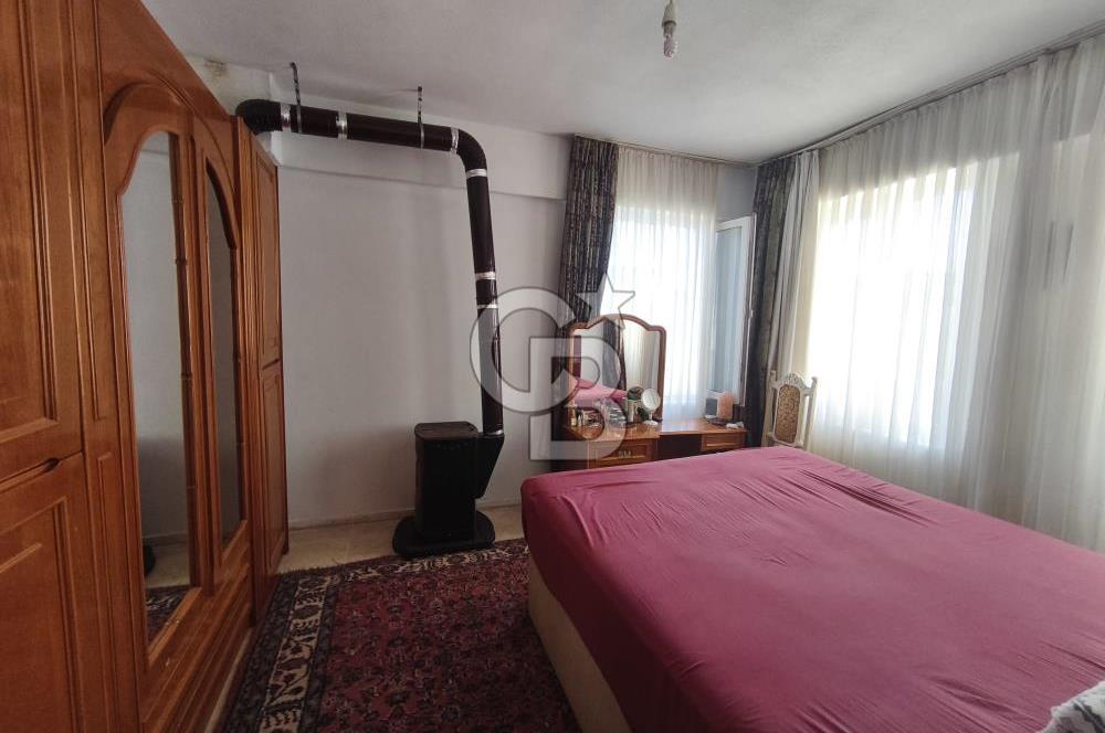 Ayvalık Sarımsaklıda Satılık Deniz Manzaralı 3+1 Villa