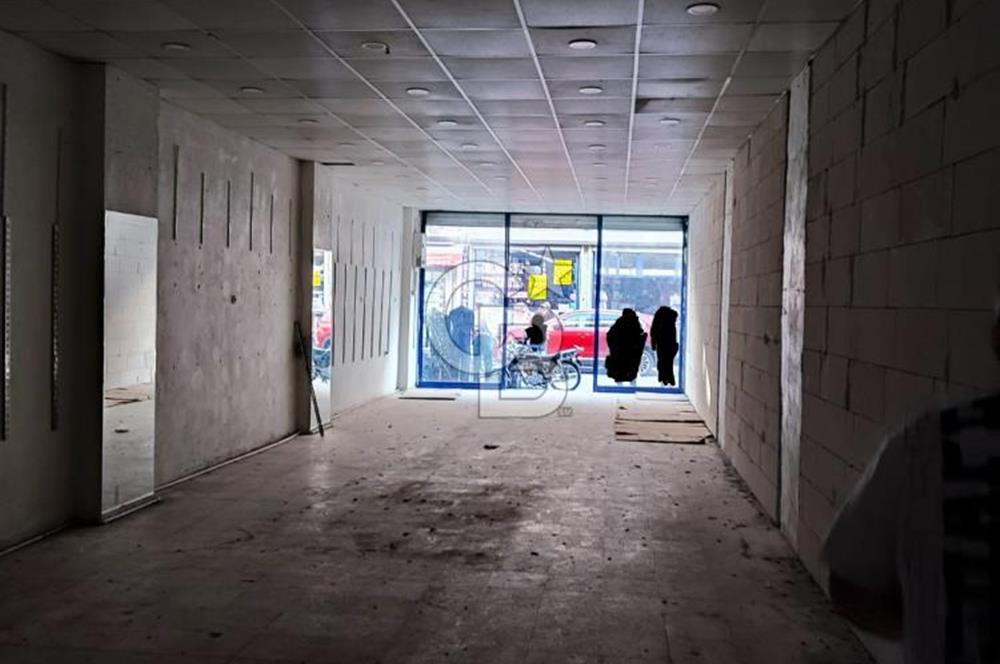 Pazarlar Caddesinde İşlek Konumda 2 Katlı 180 m2 Satılık Dükkan