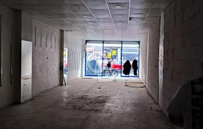 Pazarlar Caddesinde İşlek Konumda 2 Katlı 180 m2 Satılık Dükkan