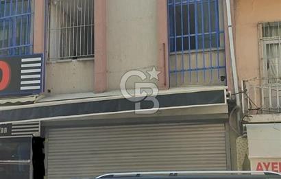 Pazarlar Caddesinde İşlek Konumda 2 Katlı 180 m2 Satılık Dükkan