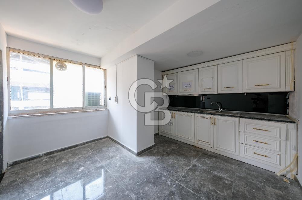 Mükemmel Konumda İşyerine Uygun Kiralık