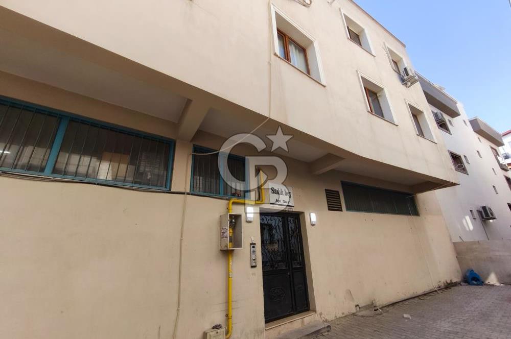 Karşıyaka Örnekköy Eşyalı 1+1 Kiralık Daire