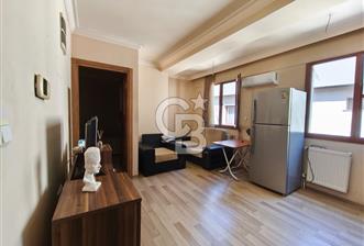 Karşıyaka Örnekköy Eşyalı 1+1 Kiralık Daire
