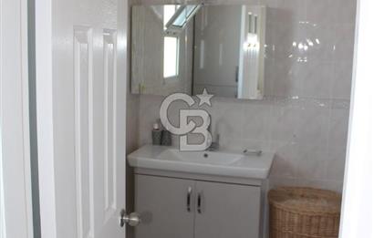 ÇEŞME DALYANKÖY MEVKİNDE DENİZ MANZARALI SİTE İÇERİSİNDE VİLLA