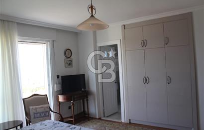 ÇEŞME DALYANKÖY MEVKİNDE DENİZ MANZARALI SİTE İÇERİSİNDE VİLLA