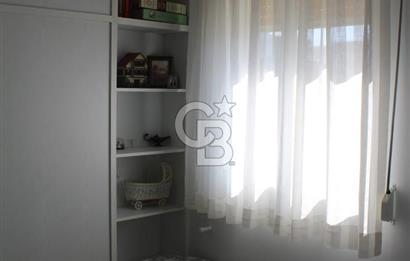 ÇEŞME DALYANKÖY MEVKİNDE DENİZ MANZARALI SİTE İÇERİSİNDE VİLLA