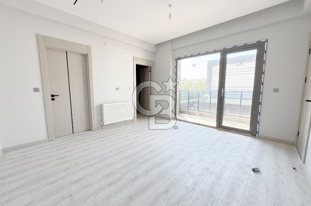 EĞRİBUCAK MAHALLESİNDE TAKASA AÇIK 4+1 VİLLA