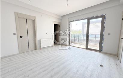 EĞRİBUCAK MAHALLESİNDE TAKASA AÇIK 4+1 VİLLA