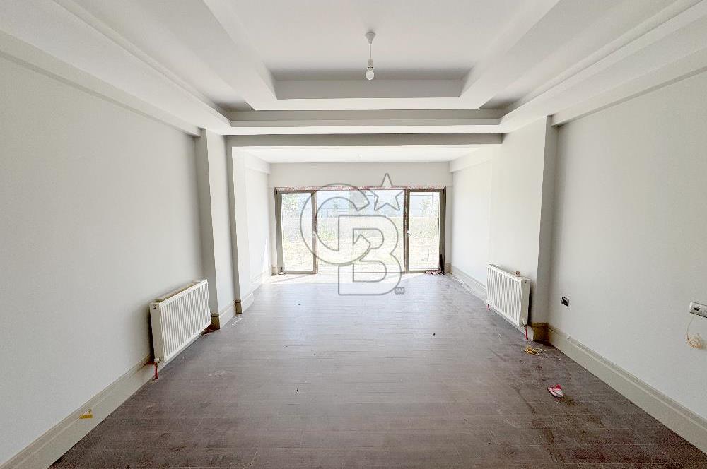 EĞRİBUCAK MAHALLESİNDE TAKASA AÇIK 4+1 VİLLA