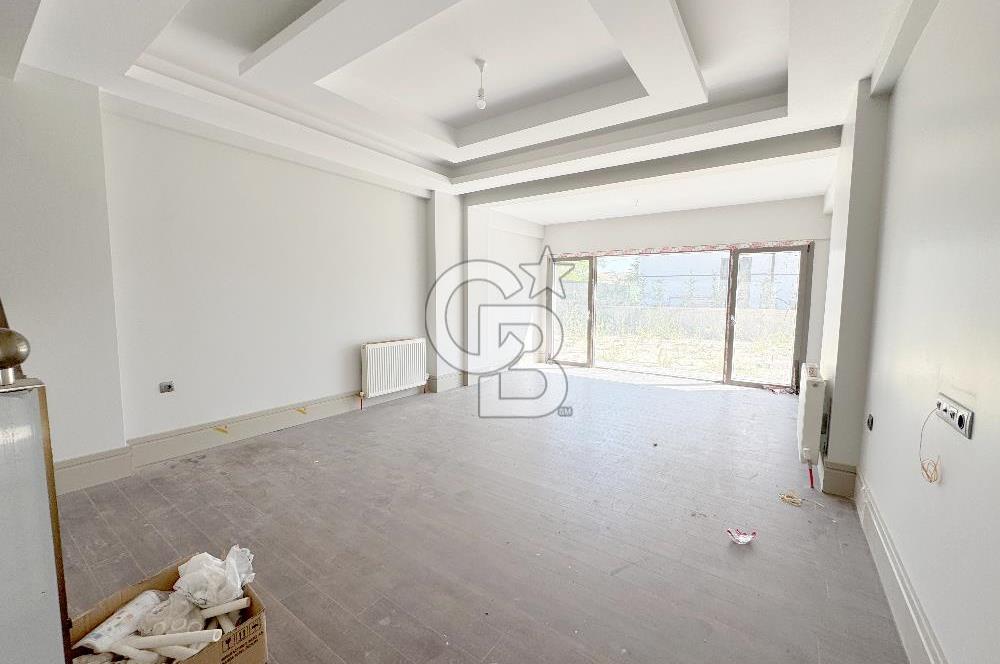 EĞRİBUCAK MAHALLESİNDE TAKASA AÇIK 4+1 VİLLA