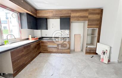 EĞRİBUCAK MAHALLESİNDE TAKASA AÇIK 4+1 VİLLA