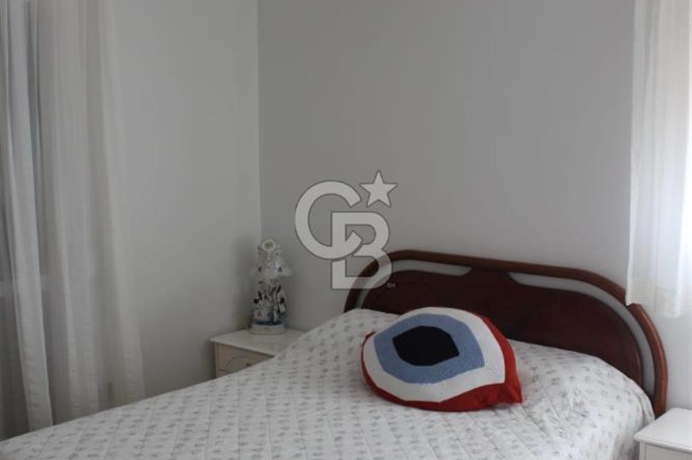 ÇEŞME DALYANKÖY MEVKİNDE DENİZ MANZARALI SİTE İÇERİSİNDE VİLLA