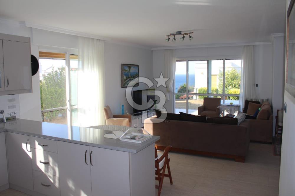 ÇEŞME DALYANKÖY MEVKİNDE DENİZ MANZARALI SİTE İÇERİSİNDE VİLLA