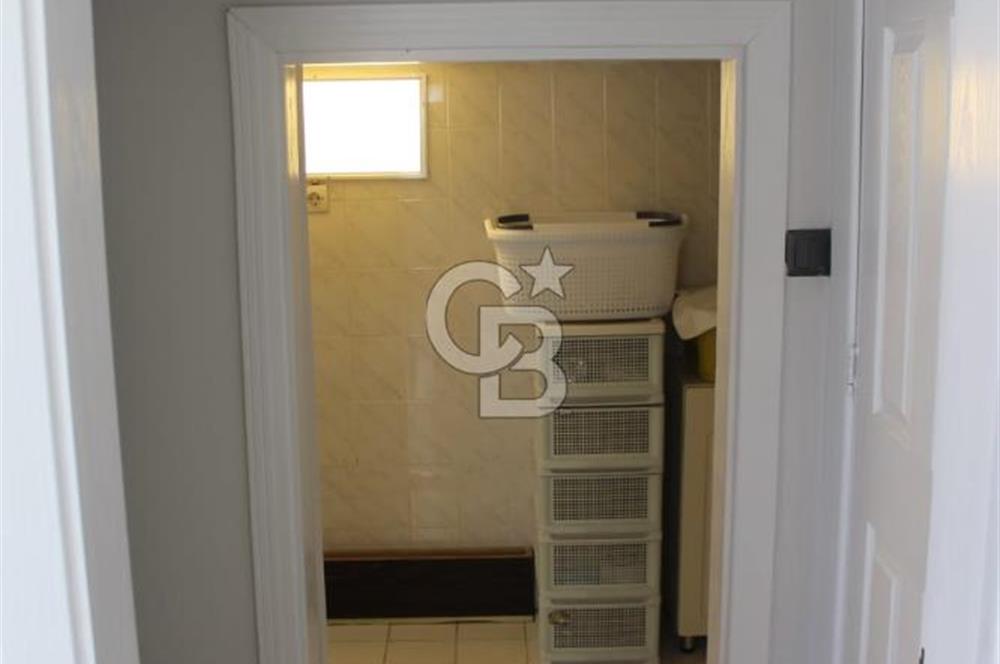 ÇEŞME DALYANKÖY MEVKİNDE DENİZ MANZARALI SİTE İÇERİSİNDE VİLLA