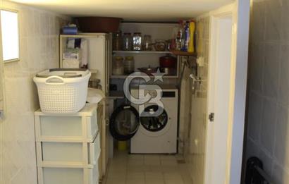 ÇEŞME DALYANKÖY MEVKİNDE DENİZ MANZARALI SİTE İÇERİSİNDE VİLLA