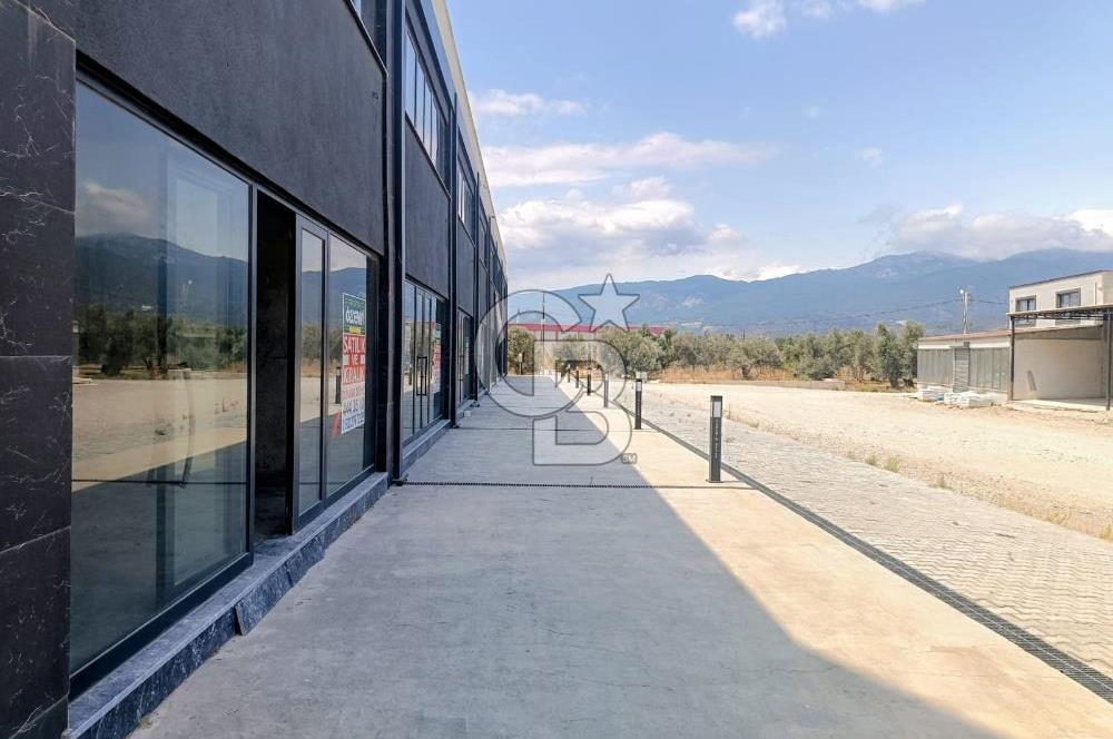 EDREMİT ÖZDEMİR PLAZA'DA KİRALIK ŞIK DÜKKAN
