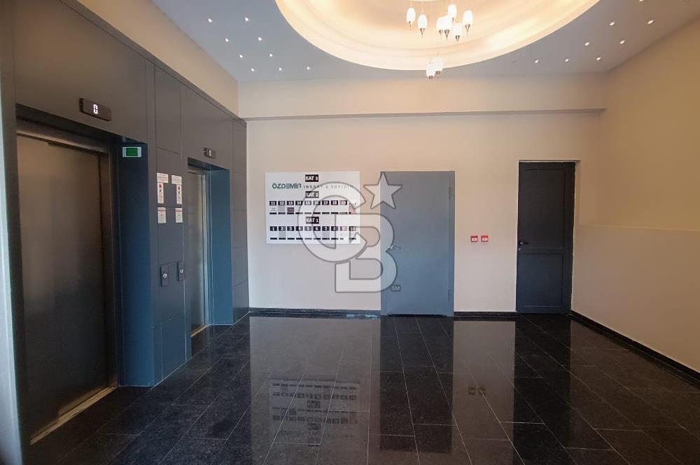 ÖZDEMİR PLAZA'DAN ŞIK OFİS&BÜRO