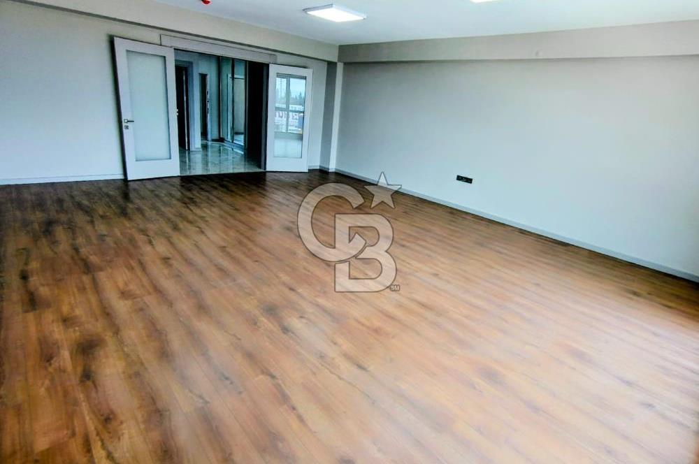 ÖZDEMİR PLAZA'DAN ŞIK OFİS&BÜRO