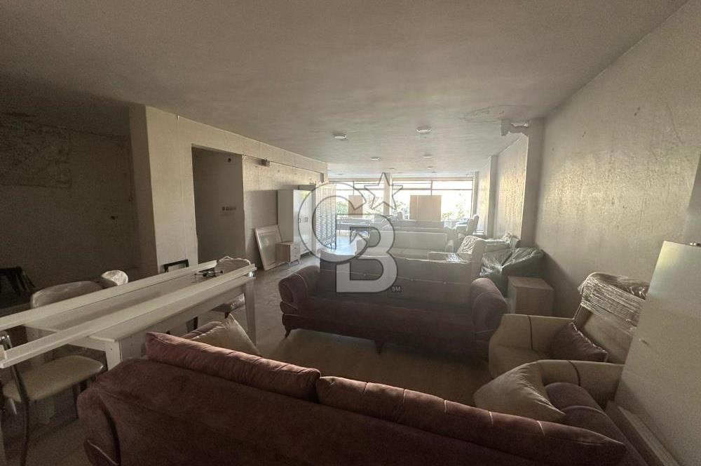 BAĞCILAR VELİOĞLU CADDESİNDE 3 KATLI CAZİP DÜKKAN