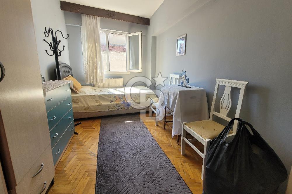 KONAK ATİLLA MAHALLESİ DENİZ MANZARALI 3+1 SATILIK DAİRE 