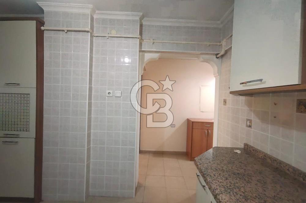 ÇEKİRGE CADDE DE ÖN CEPHE SATILIK 2.5+1 SATILIK EŞYALI DAİRE
