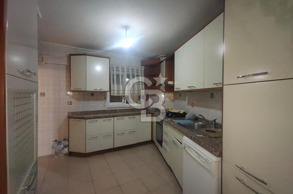 ÇEKİRGE CADDE DE ÖN CEPHE SATILIK 2.5+1 SATILIK EŞYALI DAİRE