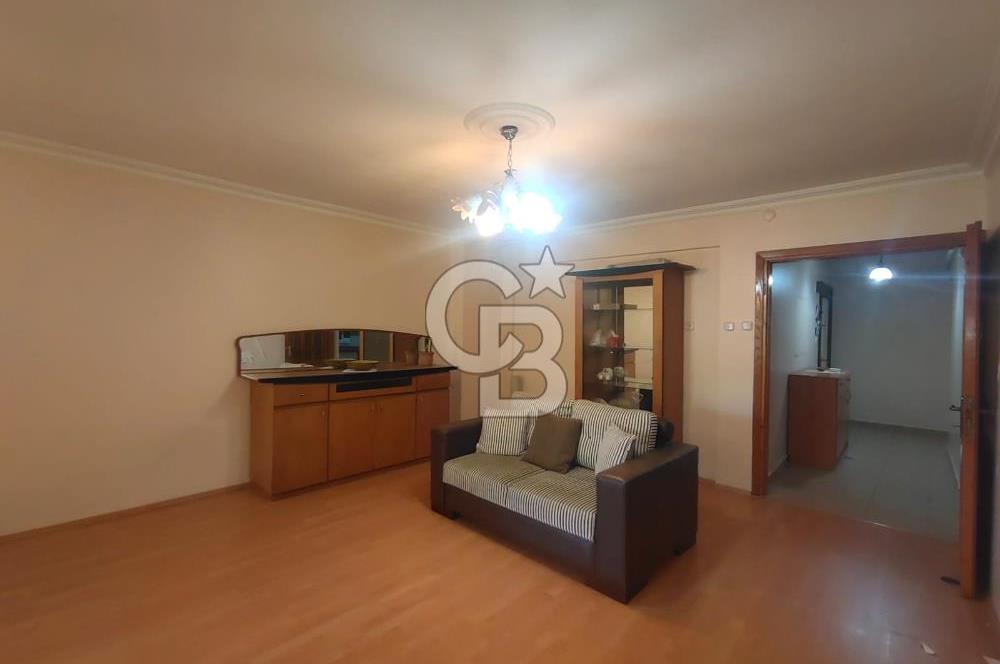 ÇEKİRGE CADDE DE ÖN CEPHE SATILIK 2.5+1 SATILIK EŞYALI DAİRE
