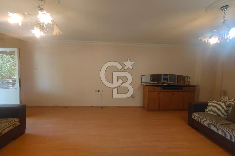 ÇEKİRGE CADDE DE ÖN CEPHE SATILIK 2.5+1 SATILIK EŞYALI DAİRE