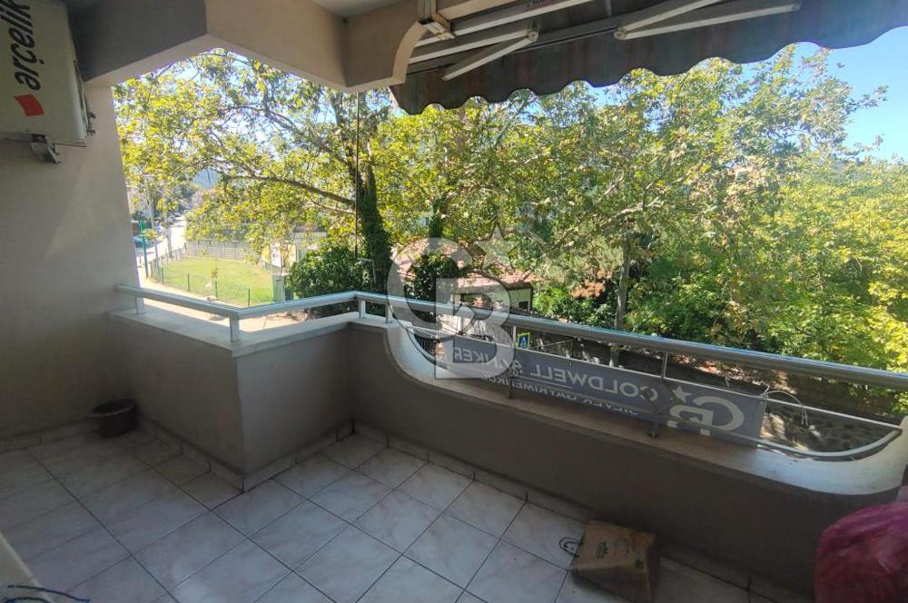 ÇEKİRGE CADDE DE ÖN CEPHE SATILIK 2.5+1 SATILIK EŞYALI DAİRE