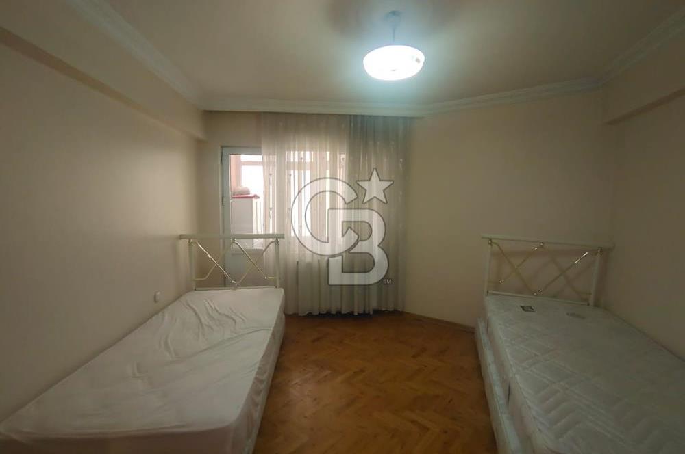 ÇEKİRGE CADDE DE ÖN CEPHE SATILIK 2.5+1 SATILIK EŞYALI DAİRE