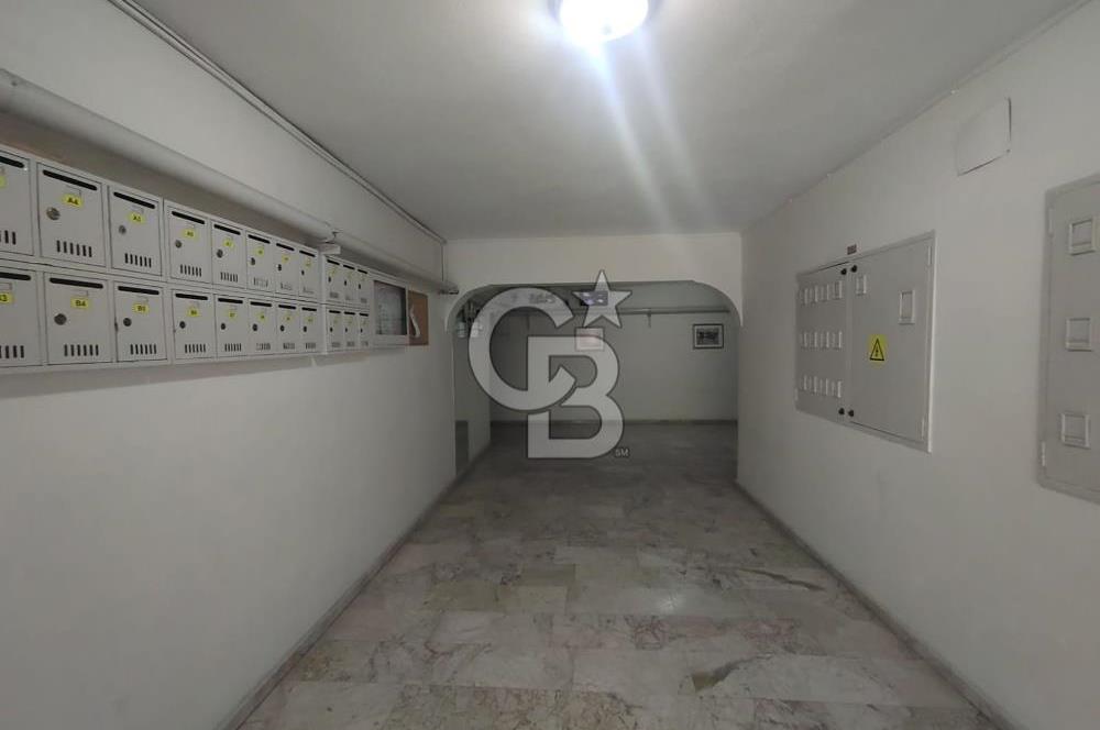ÇEKİRGE CADDE DE ÖN CEPHE SATILIK 2.5+1 SATILIK EŞYALI DAİRE