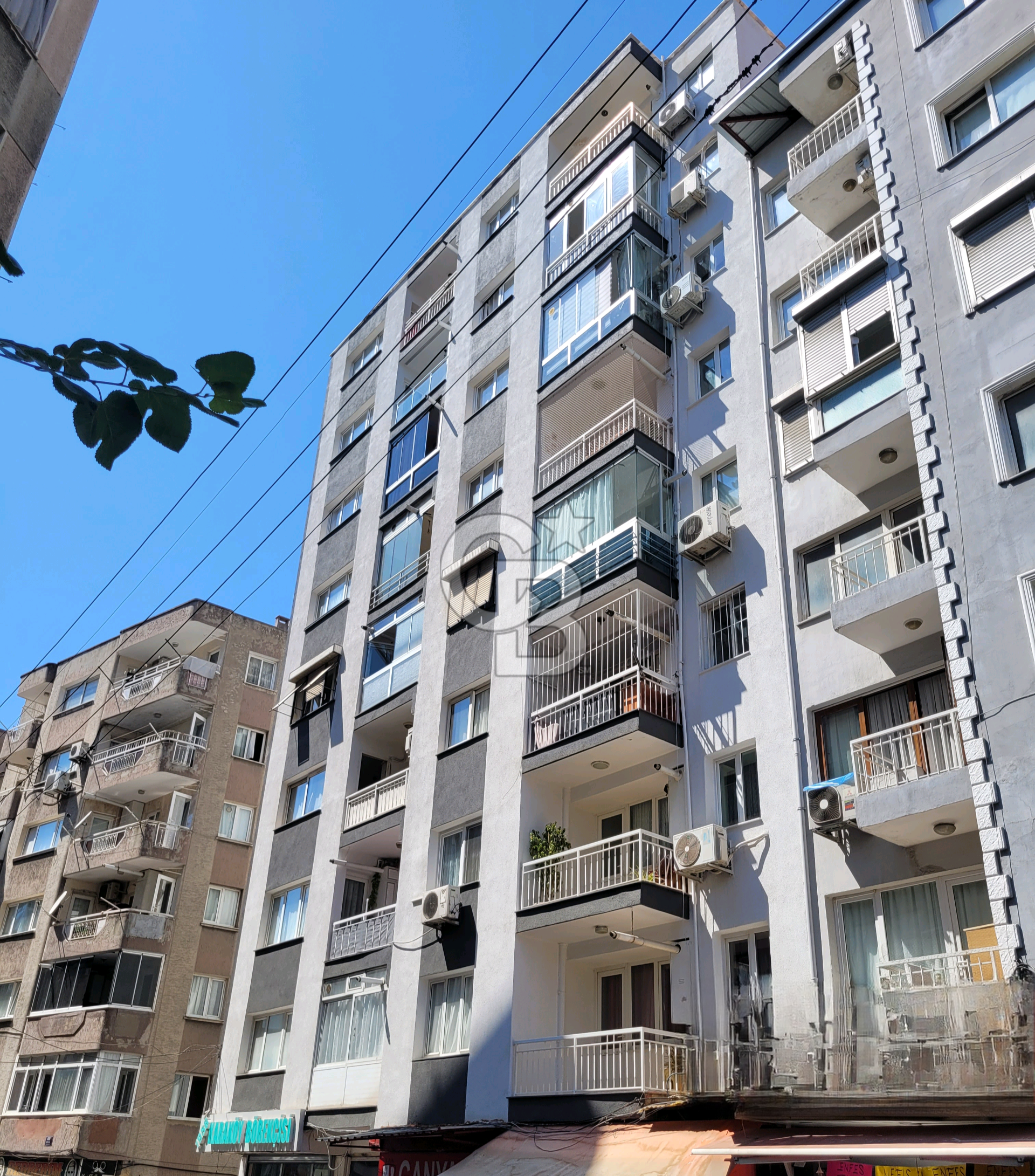 KONAK ATİLLA MAHALLESİ DENİZ MANZARALI 3+1 SATILIK DAİRE 