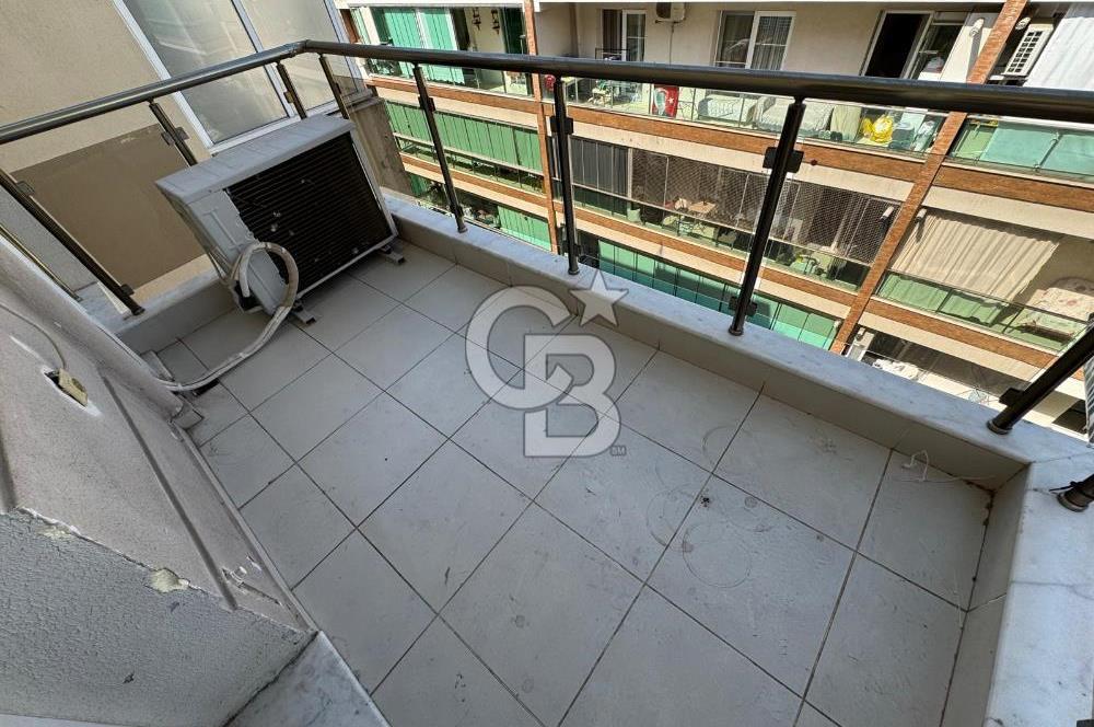 YALI MAH., İZBAN YAKINI, KATTA TEK, TERASLI, SATILIK 2+1 BOŞ DAİRE