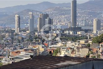 İzmir Gürçeşme Ferahlı Mah. Satılık 4 Katlı Bina – Her Kat Ayrı Daire