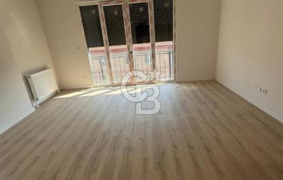 ACIBADEM AKASYA AVM YANINDA SATILIK SIFIR HARİKA 2+1